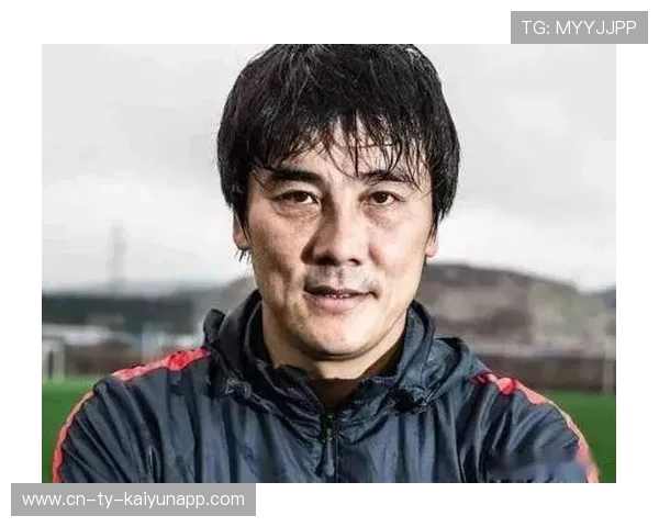 李明全场爆发！砍下30+再次领衔全队胜利！，李明踢哪个位置